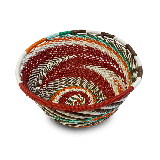 Marrone, verde e rossa ciotola intrecciata a mano