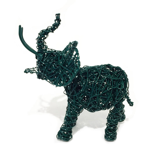 Piccolo elefante verde fatto a mano