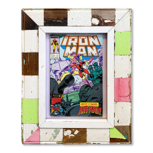 Cape Best presenta la Comics Collection. Limited Edition fumetti inseriti in cornice in legni recuperati. Iron Man