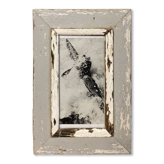 Cornice grigia rettangolare