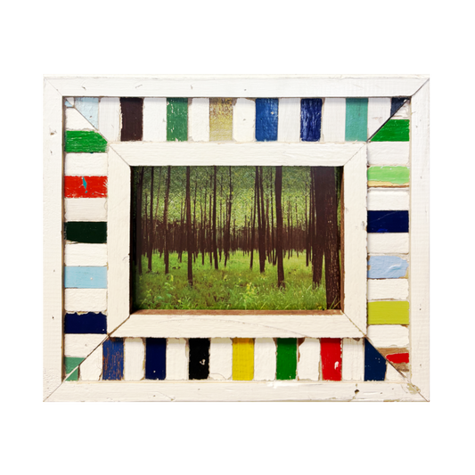 Cornice "Persi nel Verde" in legno colorato