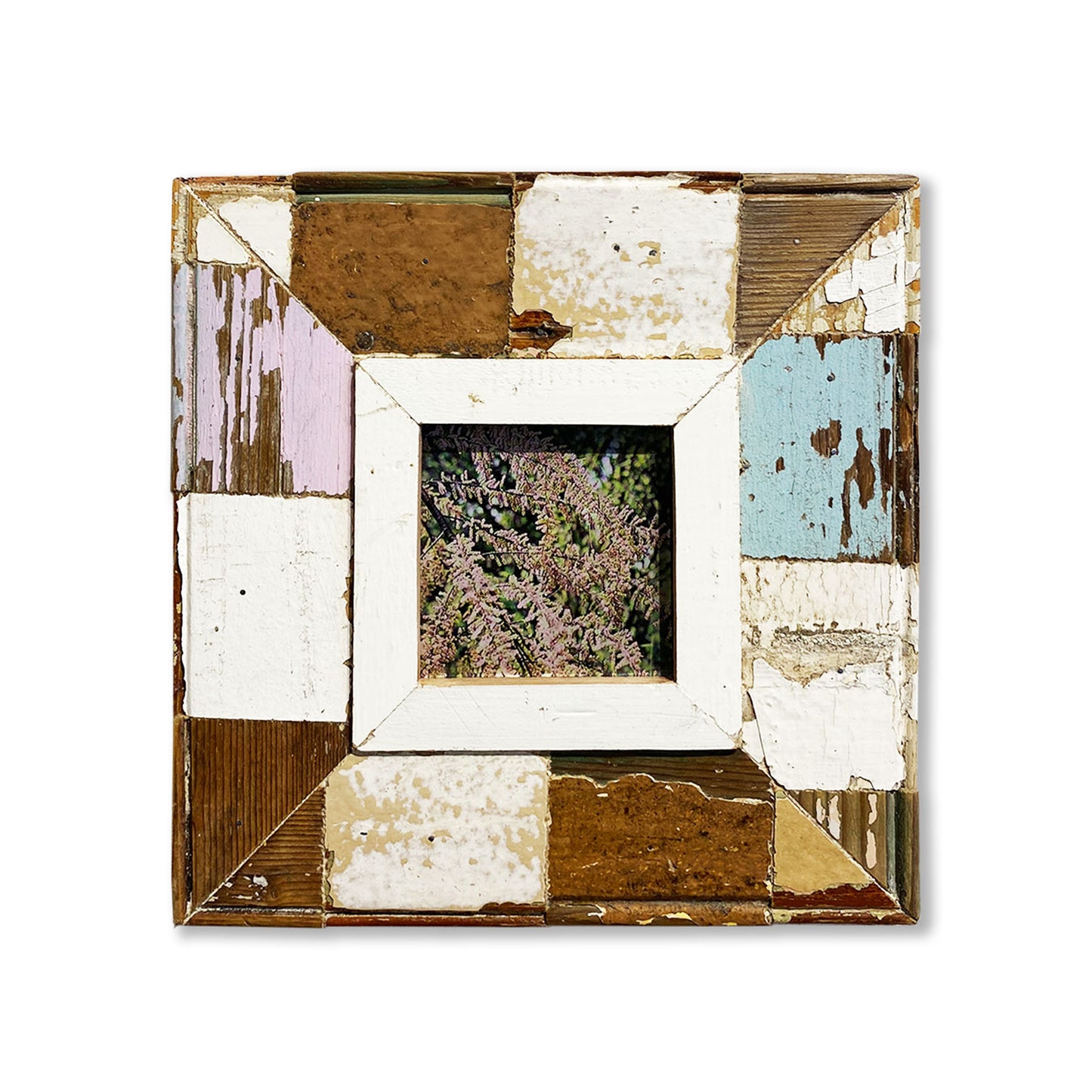 Cornice quadrata tipologia mosaico pezzo unico regalo sostenibile. Foto a colori