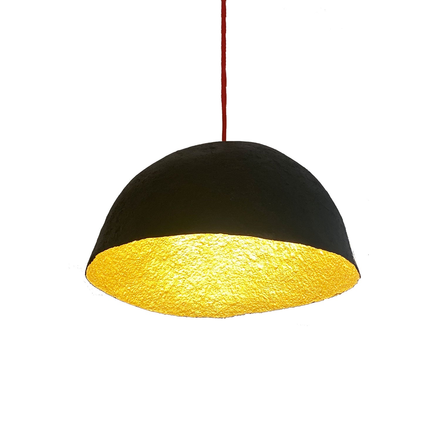 Lampada in carta recuperata, sabbia e colla. Idea regalo sostenibile e unica