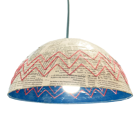 Lampada in carta recuperata e filo di cotone. Realizzata a mano Blu